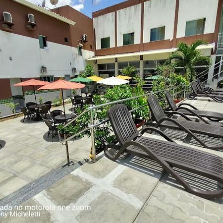 Pousada Oasis Hotel เฟย์รา เด ซานตานา ภายนอก รูปภาพ